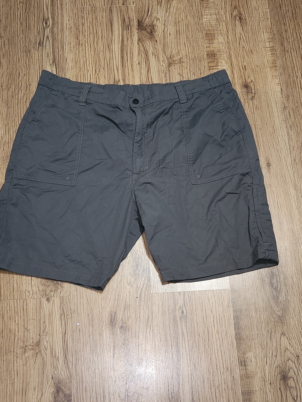 Wrangler Men's Cargo Shorts in Charcoal